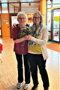 Heide und Marion auf der Weihnachtsfeier